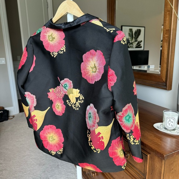 Grace Chuang New York Jacket - Picture 9 of 9